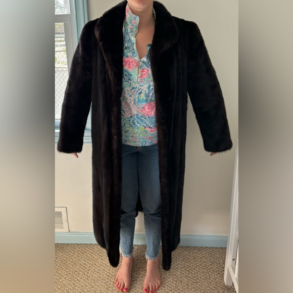 Revillon Saks Fifth Avenue fur - Picture 2 of 3